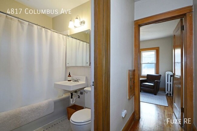 Building Photo - 4817 Columbus Ave S