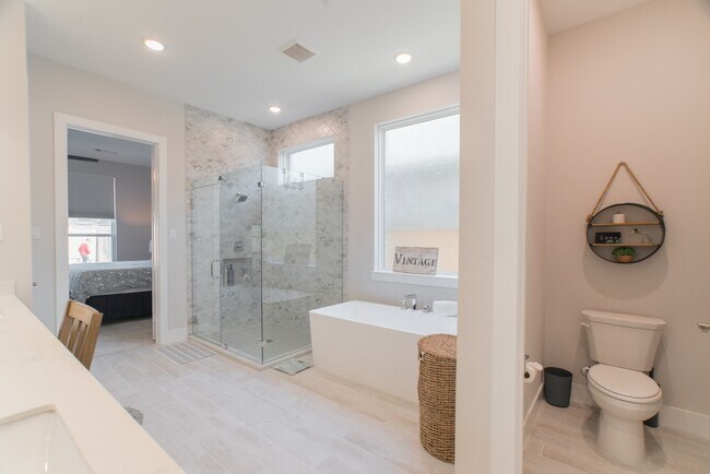 Building Photo - 8030 Allston Vlg Trl