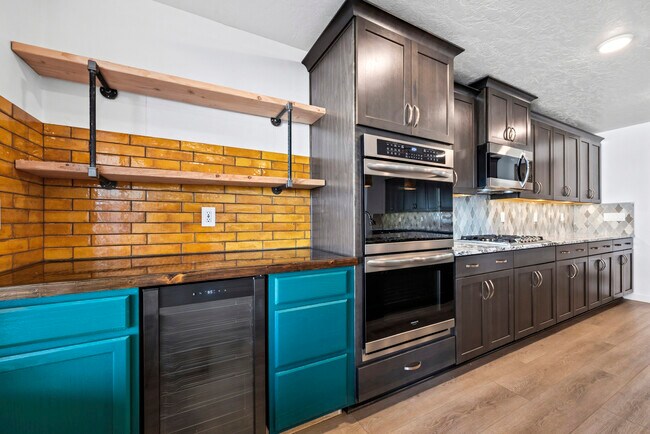 Building Photo - 7578 E Wheatley St