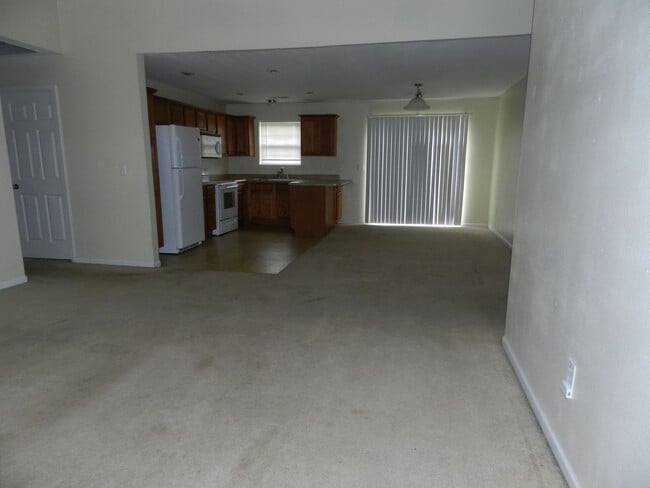 Building Photo - 222 Settlers Pass