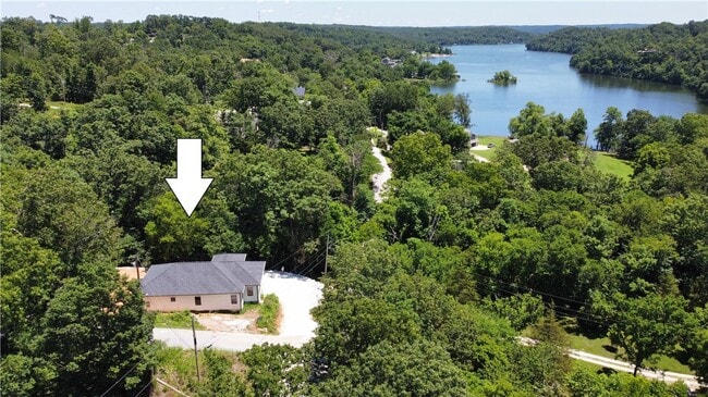 Building Photo - 13734 Canal St