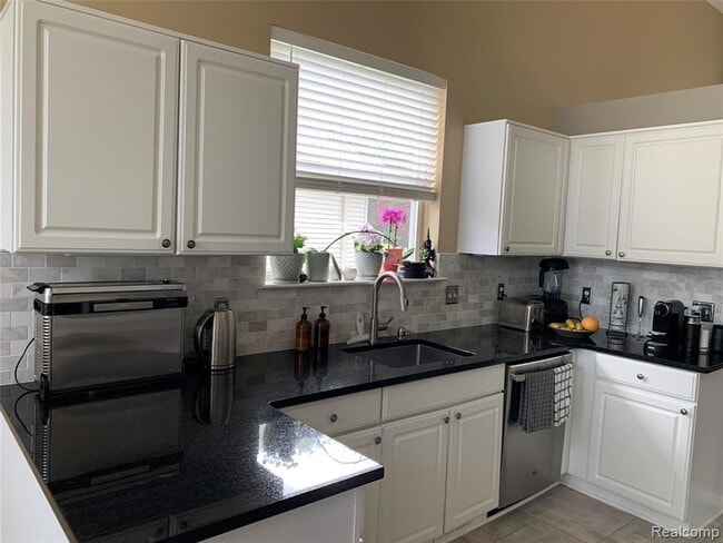 Building Photo - 3141 Bridlewood Dr