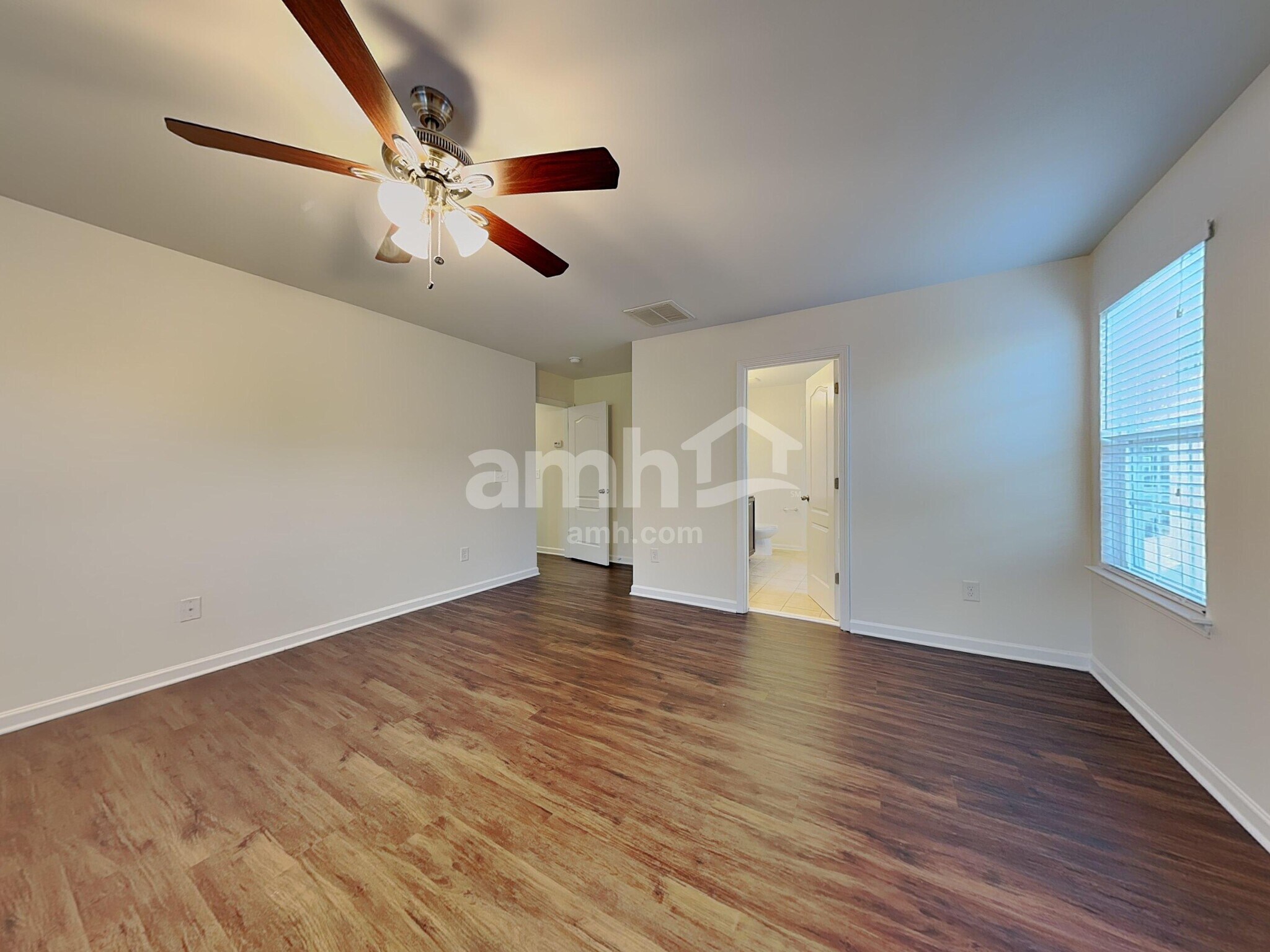 Building Photo - 128 Cherry Bark Dr