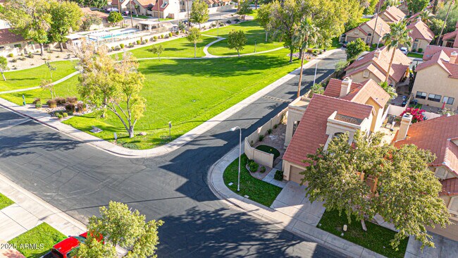 Building Photo - 4653 W Dublin St