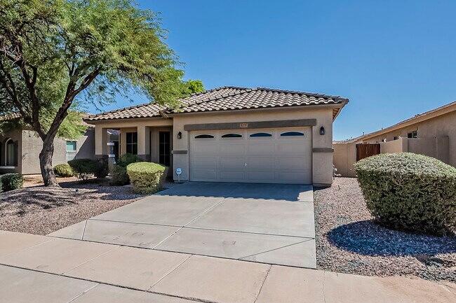Building Photo - 3877 S Coach House Dr