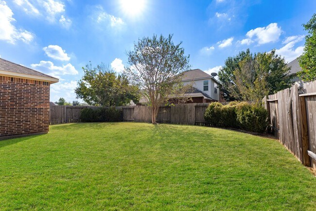 Building Photo - 8422 Misty Mountain Trail Ln