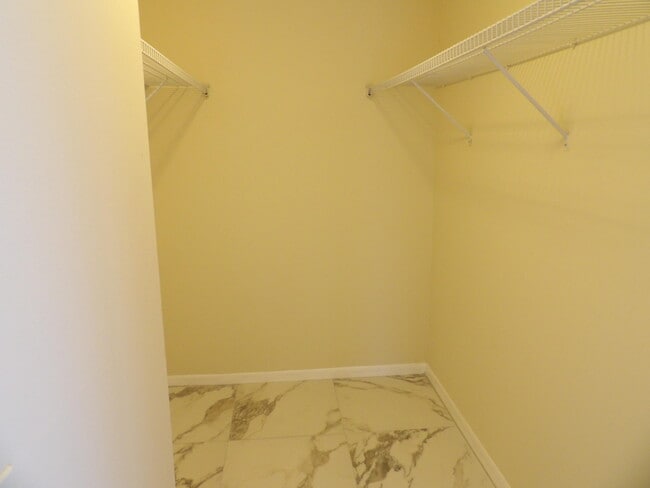 Building Photo - 623 Sea Pine Way