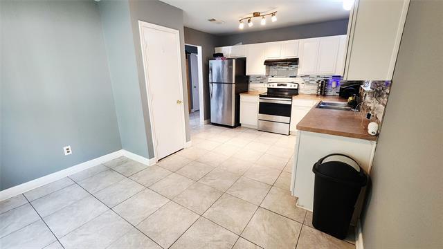 Building Photo - 2131 Coelum Ct