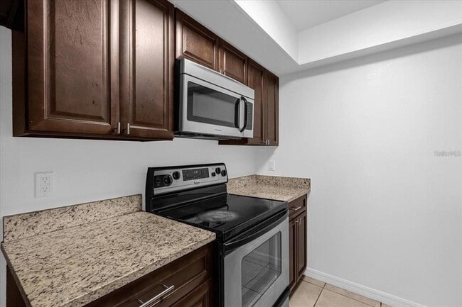Building Photo - 5214 Kempston Dr