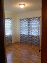 Building Photo - 1114 SW Taylor St