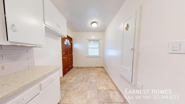 Building Photo - 8447 Wheatland Ave