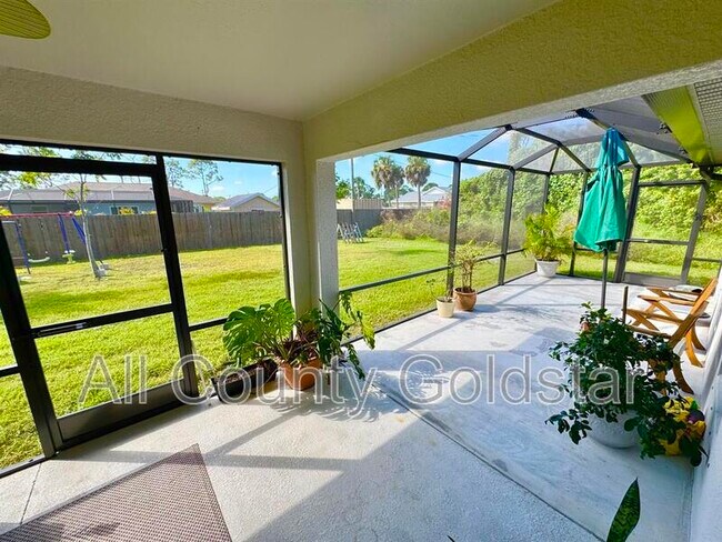 Building Photo - 11373 Visby Ave