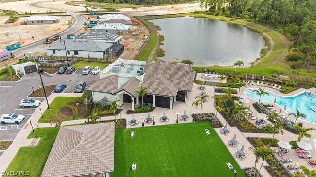 Building Photo - 1905 Fresno Ave