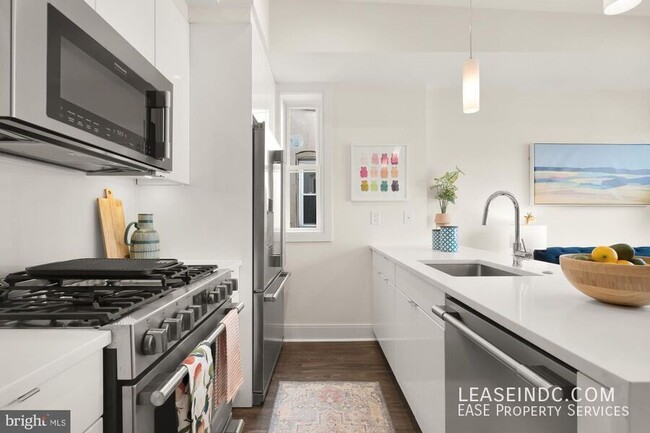 Building Photo - 1753 U St NW