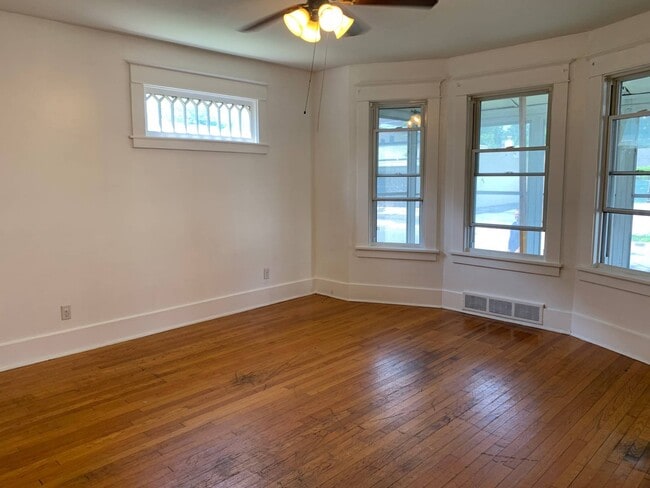 Primary Photo - 144 Vley Rd