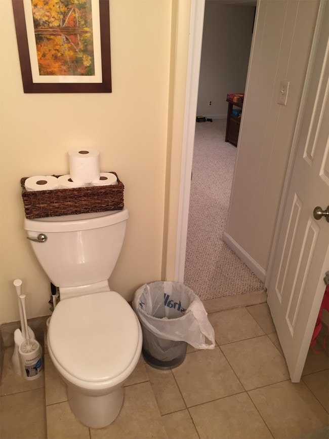 Building Photo - 2604 N Winchester St