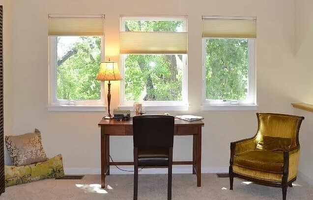 Study - 940 Kimbark St