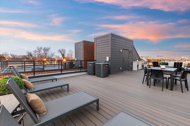 Building Photo - The Best Address in Germantown — Fully Furnished Executive Townhome, Move-In Ready | $8,995/Mo