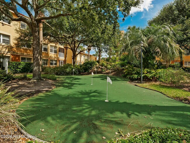 Building Photo - 204 Laguna Villa Blvd