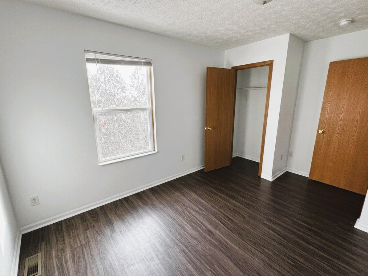 Bedroom 3 - 3766 Dunlane Ct