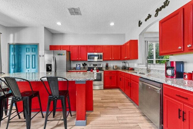 Building Photo - 8401 Secret Key Cove