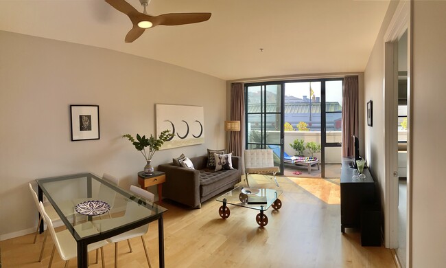 Living Room - 88 Townsend St