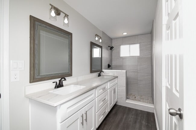 Building Photo - 4719 19th St