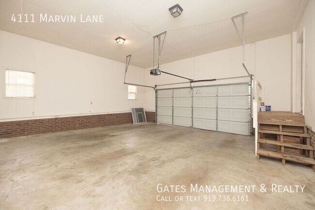 Building Photo - 4111 Marvin Ln