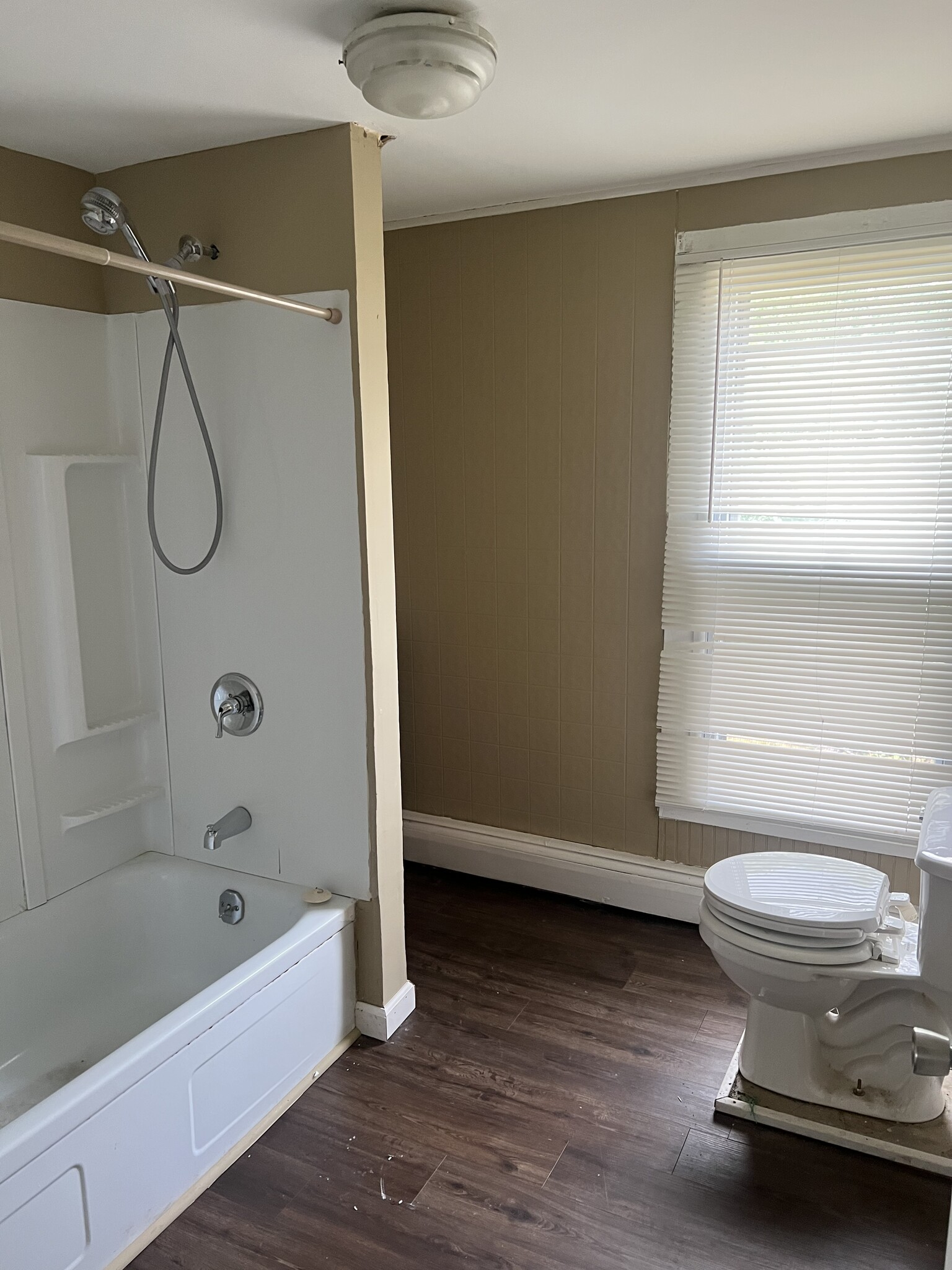 Bathroom - 121 Larch St