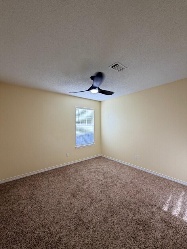 Building Photo - 6952 Cotton Boll Ln