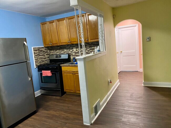 Building Photo - 5521 Wheeler St