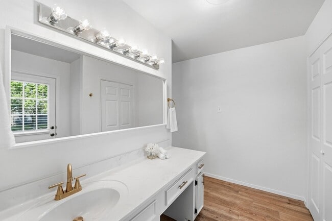 Building Photo - 29038 Deadwood Ln