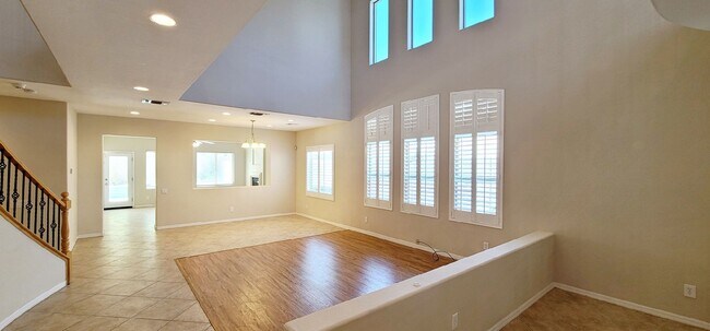 Building Photo - 2617 Vendange Pl