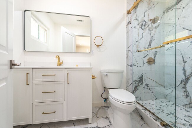 Building Photo - Completely renovated!  Premium location 4 ...