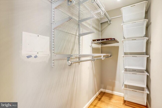 Building Photo - 9801 Orchid Cir