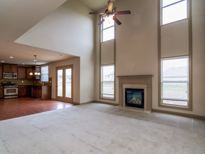 Building Photo - 3343 Sag Harbor Ct NE