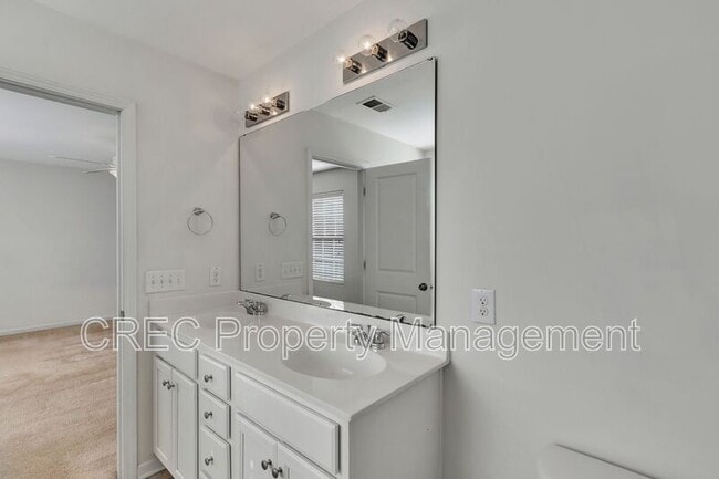 Building Photo - 8986 Cat Tail Pond Rd