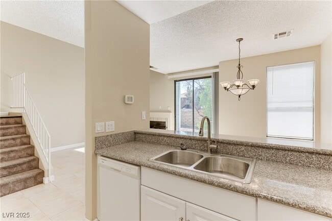 Building Photo - 5037 Souza Dr