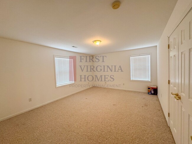 Building Photo - Zion Crossroads Colonial Rental 3Bed/2.5Bath