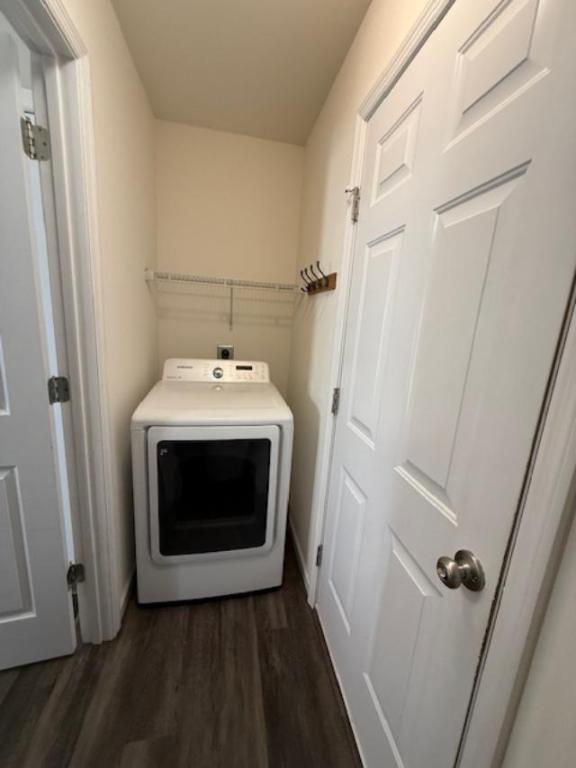 Building Photo - 404 Wynchat Dr