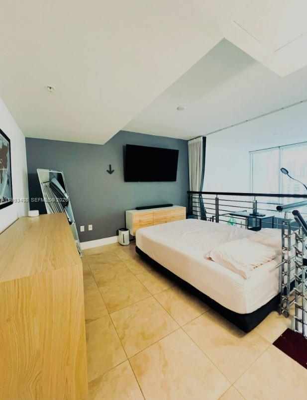 Building Photo - 41 SE 5th St