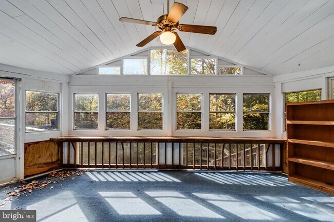 Building Photo - 12555 Trinity Dr