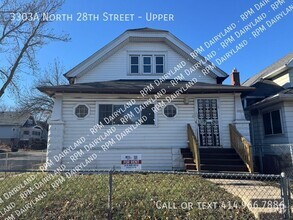 Building Photo - Charming 2-Bedroom, 1-Bathroom Upper Unit ...