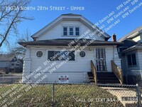 Building Photo - Charming 2-Bedroom, 1-Bathroom Upper Unit ...