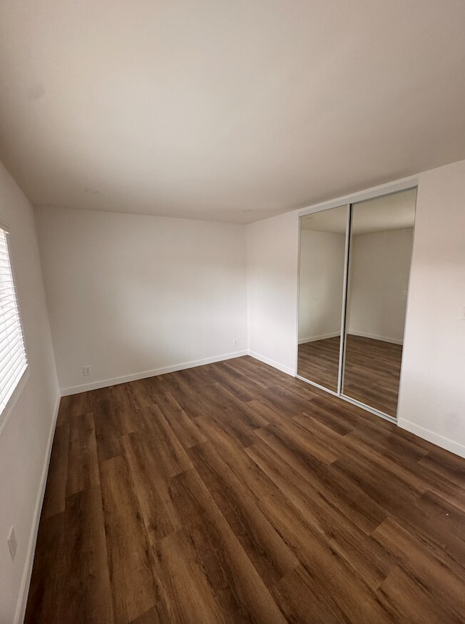 Building Photo - 10802 Doty Ave