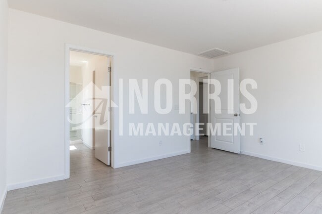 Building Photo - New Home in Arizona City, GREAT Location!