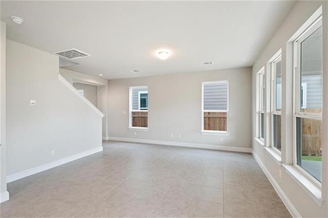 Building Photo - 113 Gaida Loop