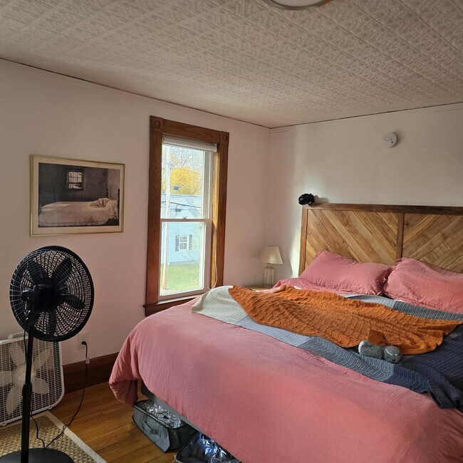 Building Photo - 67 Park St