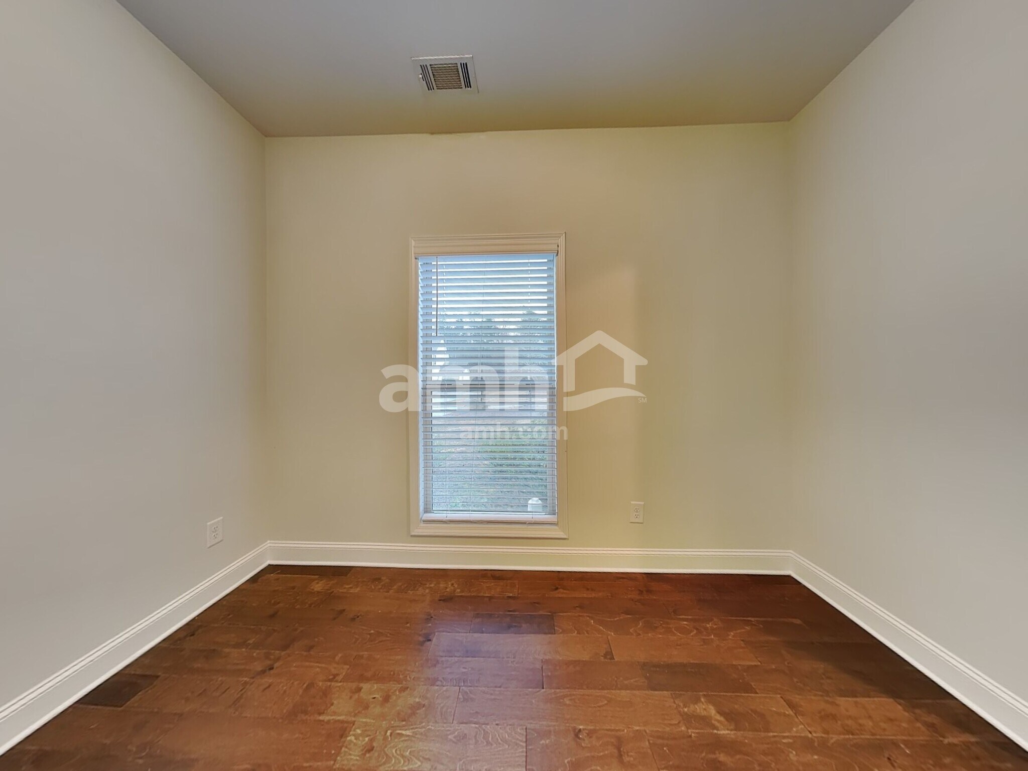 Building Photo - 1279 Victoria Walk Ln