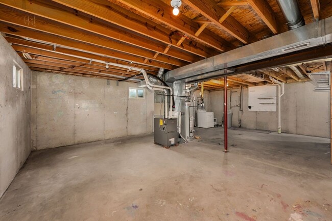 Building Photo - Lebanon- Beautiful 3 bed 2.5 bath home